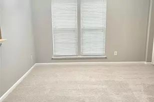 5408 Johnston Mill Ct, Charlotte, NC 28269 - Photo 3