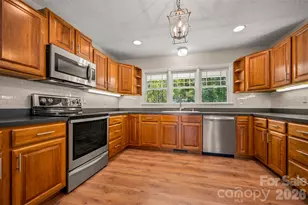 275 Souther Rd, Fletcher, NC 28732 - Photo 19