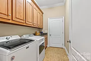 5699 Long Bay Dr, Granite Falls, NC 28630 - Photo 37