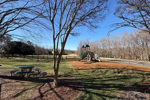 4104 N Course Dr, Charlotte, NC 28277 - Photo 15