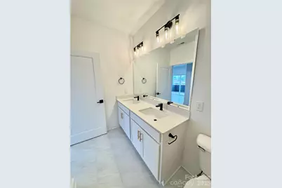 175 W Black Street #111, Rock Hill, SC 29730 - Photo 5