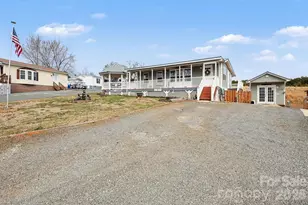 121 Grand View Dr, New London, NC 28127 - Photo 25