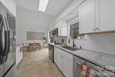 1658 20th Avenue Court NE, Hickory, NC 28601 - Photo 7