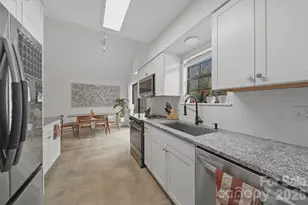 1658 20th Ave Ct NE, Hickory, NC 28601 - Photo 7