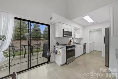 1658 20th Avenue Court NE, Hickory, NC 28601 - Photo 3