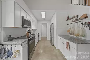 1658 20th Ave Ct NE, Hickory, NC 28601 - Photo 5