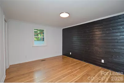 5821 Hornet Drive, Charlotte, NC 28216 - Photo 29