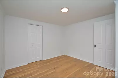 5821 Hornet Drive, Charlotte, NC 28216 - Photo 31