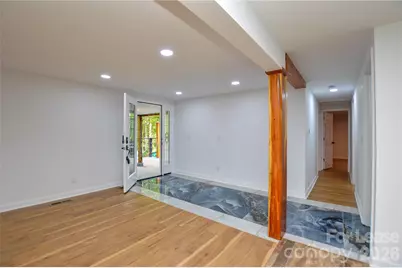 5821 Hornet Drive, Charlotte, NC 28216 - Photo 5