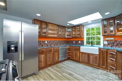 5821 Hornet Drive, Charlotte, NC 28216 - Photo 15