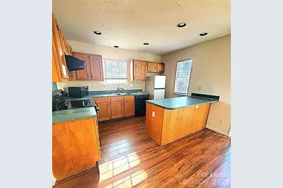 5664 Prescott Court, Charlotte, NC 28269 - Photo 17