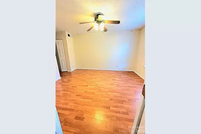 5664 Prescott Court, Charlotte, NC 28269 - Photo 3