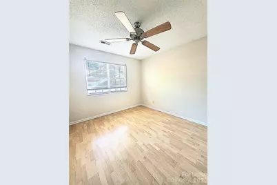 5664 Prescott Court, Charlotte, NC 28269 - Photo 13