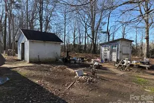 7626 Nc 90 Hwy E, Stony Point, NC 28678 - Photo 9