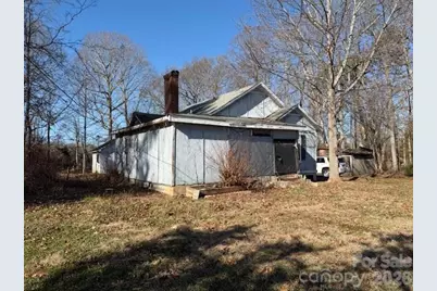 7626 Nc 90 Highway E, Stony Point, NC 28678 - Photo 3