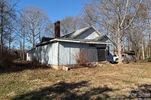 7626 Nc 90 Hwy E, Stony Point, NC 28678 - Photo 3