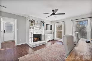 5528 Doverstone Ct, Charlotte, NC 28208 - Photo 7