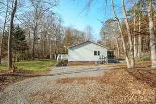 3433 Spinner Ct, Sherrills Ford, NC 28673 - Photo 33
