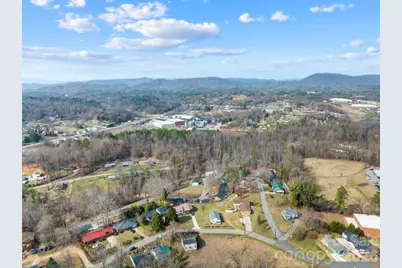 430 Arlington Circle NW, Lenoir, NC 28645 - Photo 39