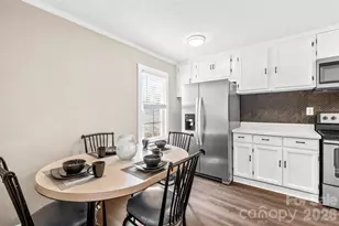 430 Arlington Cir NW, Lenoir, NC 28645 - Photo 7