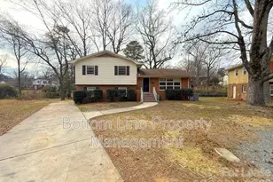 907 Bannister Pl, Charlotte, NC 28213 - Photo 1