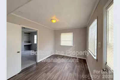 907 Bannister Place, Charlotte, NC 28213 - Photo 11