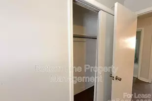 907 Bannister Pl, Charlotte, NC 28213 - Photo 17