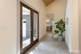 17 Beaverdam Ct, Asheville, NC 28804 - Photo 3