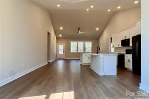 2426 Kimberly Ave, Morganton, NC 28655 - Photo 7