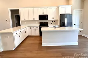 2426 Kimberly Ave, Morganton, NC 28655 - Photo 5