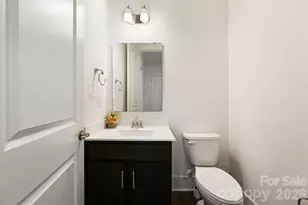 1310 Bershire Ln, Charlotte, NC 28262 - Photo 17