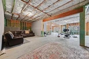 1310 Bershire Ln, Charlotte, NC 28262 - Photo 33