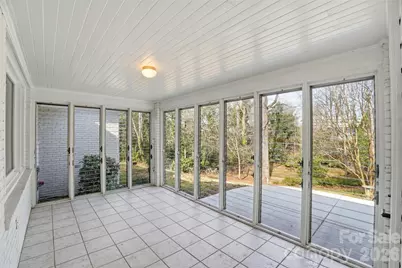 931 Hickory Nut Street, Charlotte, NC 28205 - Photo 21