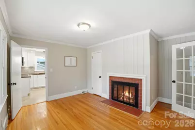 931 Hickory Nut Street, Charlotte, NC 28205 - Photo 11