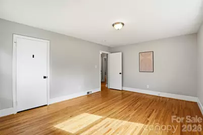 931 Hickory Nut Street, Charlotte, NC 28205 - Photo 17
