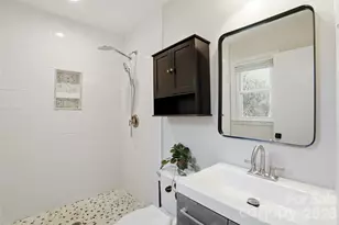 931 Hickory Nut St, Charlotte, NC 28205 - Photo 21