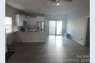 4112 Stoneygreen Lane, Charlotte, NC 28215 - Photo 3