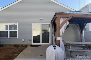 4112 Stoneygreen Ln, Charlotte, NC 28215 - Photo 25