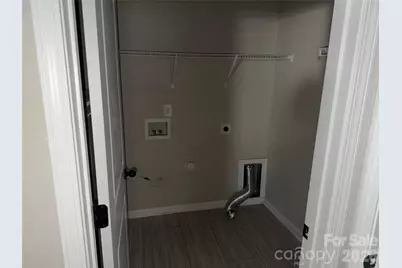 4112 Stoneygreen Lane, Charlotte, NC 28215 - Photo 9