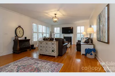 813 W Mountain Street, Kings Mountain, NC 28086 - Photo 17