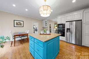 4026 Sharon View Rd, Charlotte, NC 28226 - Photo 11