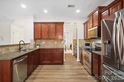 10714 Bere Island Drive, Charlotte, NC 28278 - Photo 15