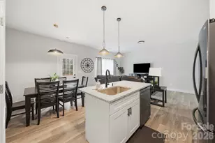 1346 39th St Cir SW, Hickory, NC 28602 - Photo 7