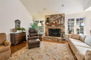 27 Cedar Summit Rd, Asheville, NC 28803 - Photo 7