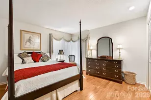 27 Cedar Summit Rd, Asheville, NC 28803 - Photo 19