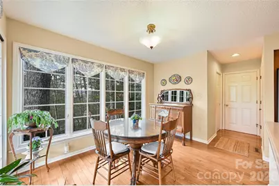 27 Cedar Summit Road, Asheville, NC 28803 - Photo 9