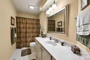 27 Cedar Summit Rd, Asheville, NC 28803 - Photo 21