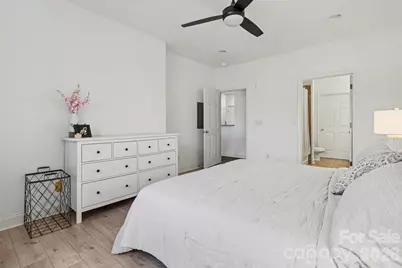 1000 E Woodlawn Road #208, Charlotte, NC 28209 - Photo 11