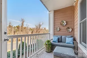 1000 E Woodlawn Rd, Charlotte, NC 28209 - Photo 23