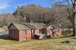 504 Greens Creek Rd, Sylva, NC 28779 - Photo 3
